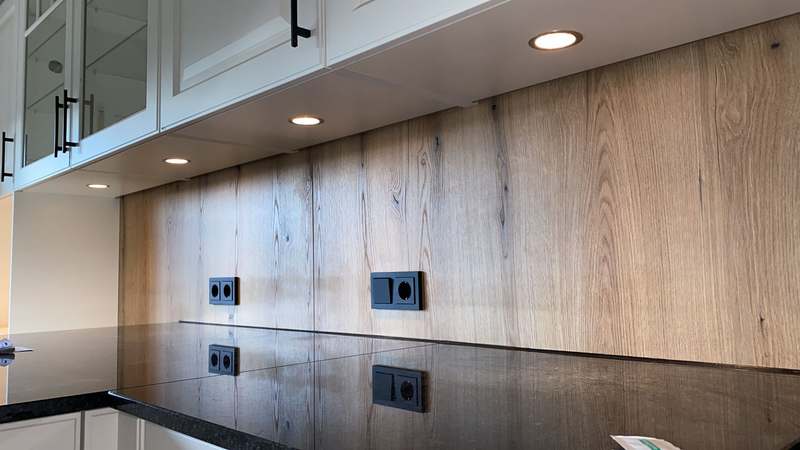 Elektroinstallation mit Schalterprogramm in einem Wohngebäude
